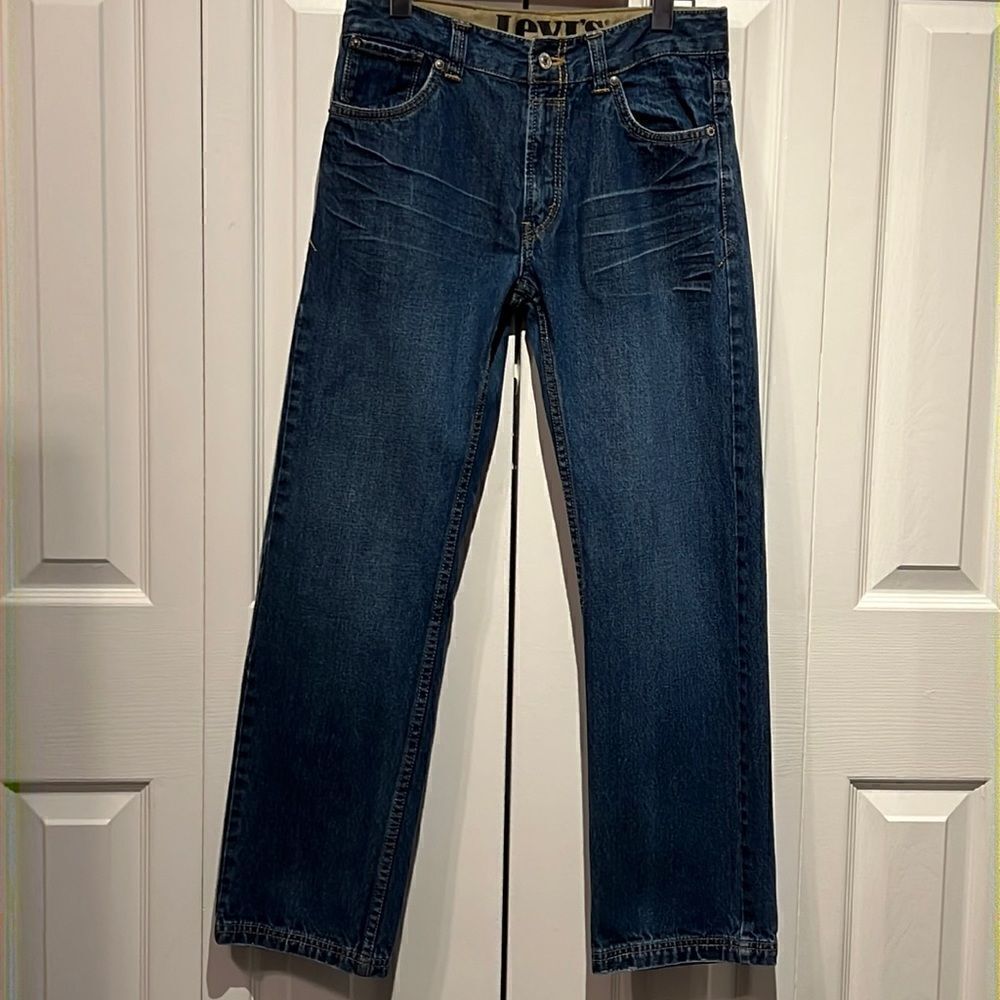 ‎Levi’s Straight Leg Jeans Size 14 (juniors) See measurements